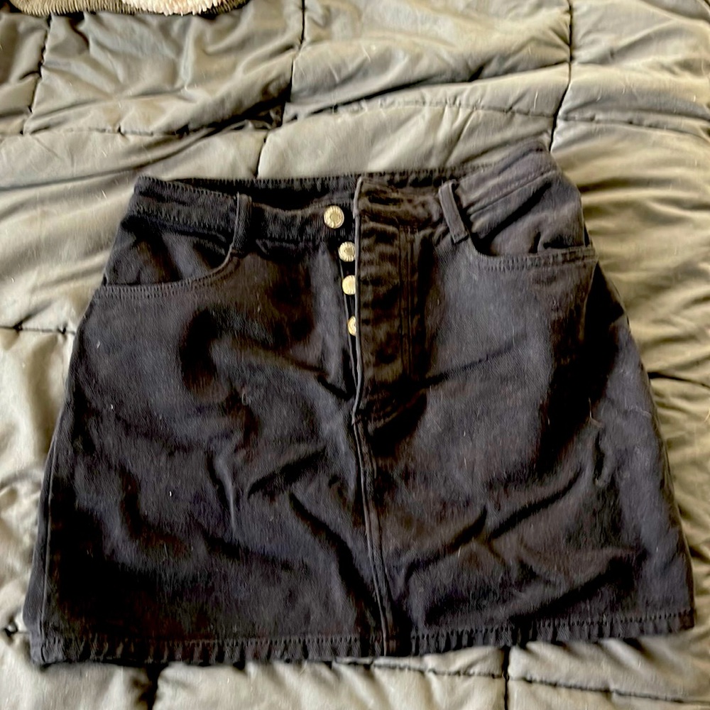 Brandy Melville denim black skirt